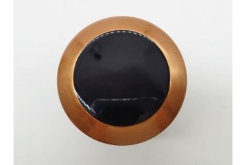 中村恭蔵　「雪吹」　松竹梅蒔絵が上品な棗　共箱付き　(R-090672)