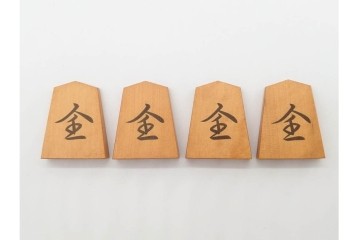 竹風作　黄楊(ツゲ)製　端正な安清書が魅力の将棋駒　駒袋・外箱付き　(R-090677)