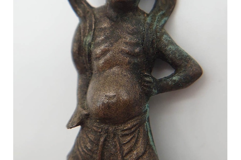 時代物　古銅　真鍮　力強い姿を表した金剛力士像(仁王像)の懐中仏　(R-090679)