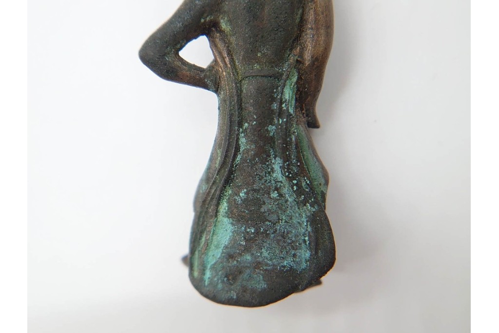 時代物　古銅　真鍮　力強い姿を表した金剛力士像(仁王像)の懐中仏　(R-090679)