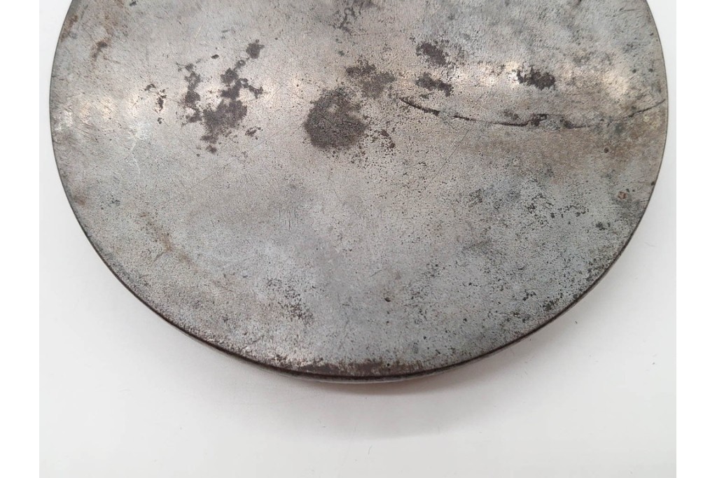 江戸期　「天下一」の銘あり　直径約12cm　重さ約719g　松鶴亀文を精緻に表した古鏡　(R-090683)