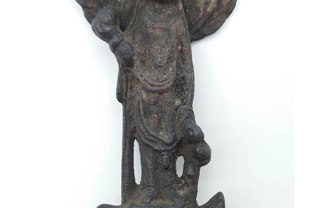 時代物　中国?日本?　古銅　 観音菩薩仏像と玉乗親子獅子の置物2点セット　(R-090686)