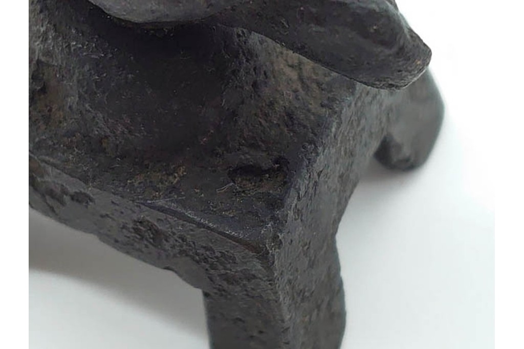 時代物　中国?日本?　古銅　 観音菩薩仏像と玉乗親子獅子の置物2点セット　(R-090686)