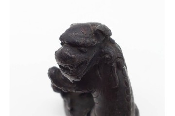 時代物　中国?日本?　古銅　 観音菩薩仏像と玉乗親子獅子の置物2点セット　(R-090686)