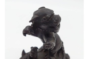時代物　中国?日本?　古銅　 観音菩薩仏像と玉乗親子獅子の置物2点セット　(R-090686)