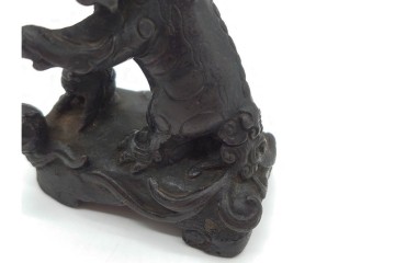 時代物　中国?日本?　古銅　 観音菩薩仏像と玉乗親子獅子の置物2点セット　(R-090686)
