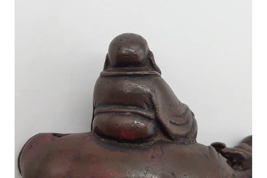 時代物　古銅　牛の背に乘る人物をかたどった水滴　外箱付き　(R-090692)