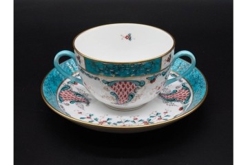 希少!　ハンガリー　HEREND(ヘレンド)　トゥッピーニの角笛　気品漂うダブルハンドルのカップ&ソーサー3客セット　(R-090696)
