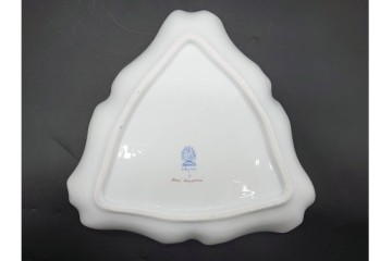 ハンガリー　HEREND(ヘレンド)　トゥッピーニの角笛　気品漂うトライアングルディッシュ　(R-090698)
