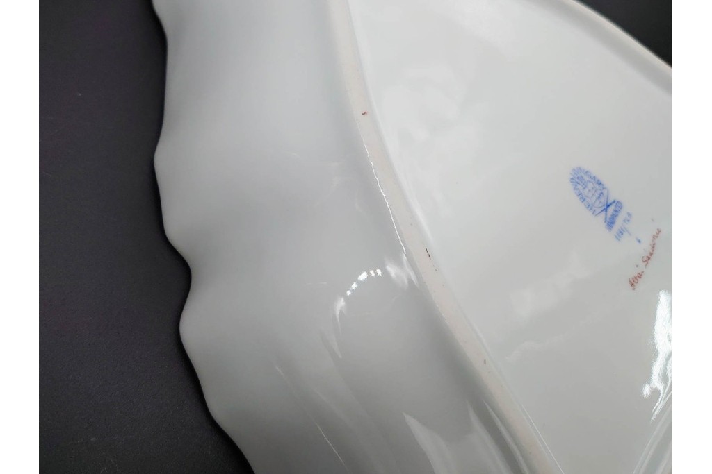 ハンガリー　HEREND(ヘレンド)　トゥッピーニの角笛　気品漂うトライアングルディッシュ　(R-090698)
