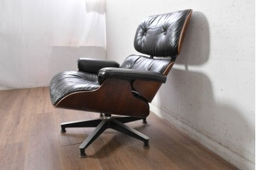 【簡易リペア限定品】　アメリカヴィンテージ　 Herman Miller(ハーマンミラー)　 包み込まれるような座り心地のイームズラウンジチェア　現行定価約119万円(※ラウンジチェア&オットマンセットの場合)　(R-090701)