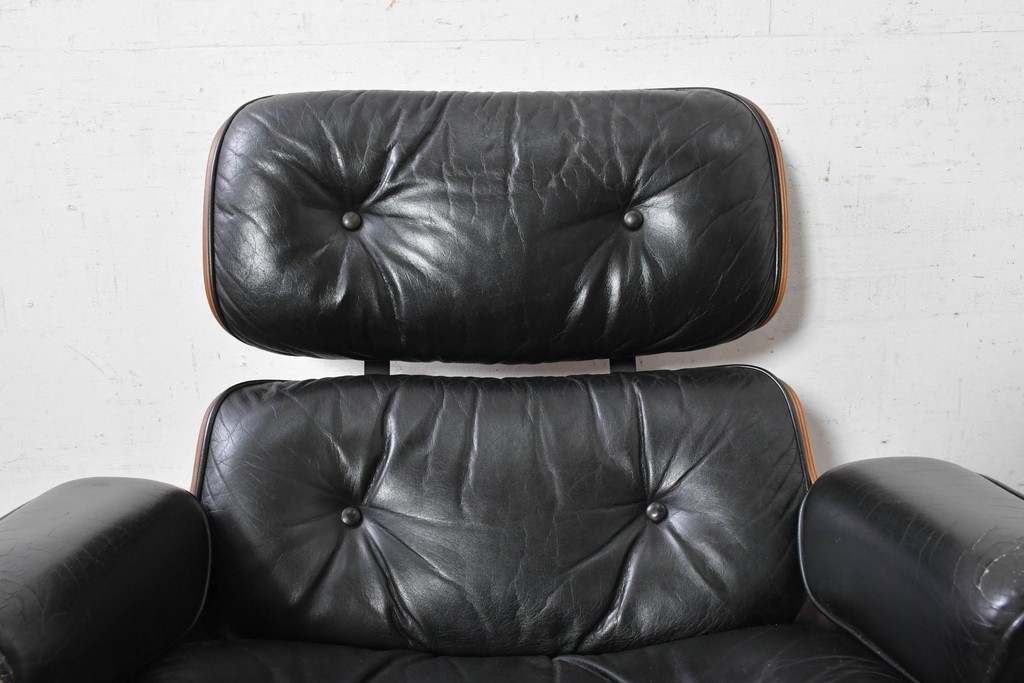 【簡易リペア限定品】　アメリカヴィンテージ　 Herman Miller(ハーマンミラー)　 包み込まれるような座り心地のイームズラウンジチェア　現行定価約119万円(※ラウンジチェア&オットマンセットの場合)　(R-090701)