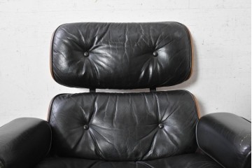 【簡易リペア限定品】　アメリカヴィンテージ　 Herman Miller(ハーマンミラー)　 包み込まれるような座り心地のイームズラウンジチェア　現行定価約119万円(※ラウンジチェア&オットマンセットの場合)　(R-090701)