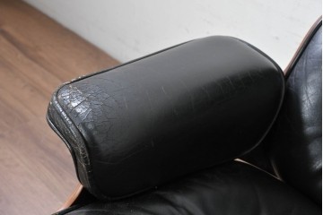 【簡易リペア限定品】　アメリカヴィンテージ　 Herman Miller(ハーマンミラー)　 包み込まれるような座り心地のイームズラウンジチェア　現行定価約119万円(※ラウンジチェア&オットマンセットの場合)　(R-090701)