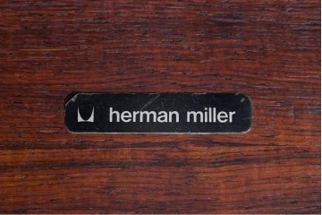 【簡易リペア限定品】　アメリカヴィンテージ　 Herman Miller(ハーマンミラー)　 包み込まれるような座り心地のイームズラウンジチェア　現行定価約119万円(※ラウンジチェア&オットマンセットの場合)　(R-090701)