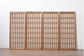 ヴィンテージ建具　昭和中期　繊細な格子意匠が上品な書院窓4枚セット　(R-090705)