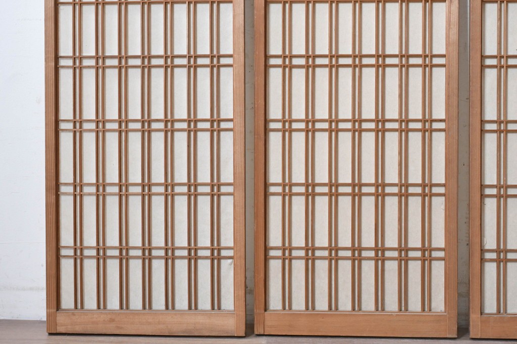 ヴィンテージ建具　昭和中期　繊細な格子意匠が上品な書院窓4枚セット　(R-090705)