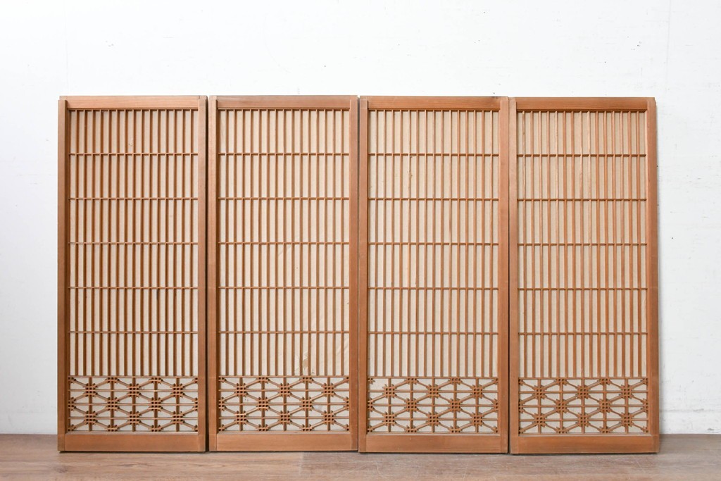 ヴィンテージ建具　昭和中期　蜀江文様の組子がアクセントを添える書院戸4枚セット　(R-090706)