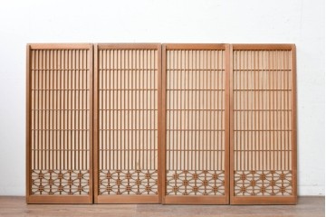 ヴィンテージ建具　昭和中期　蜀江文様の組子がアクセントを添える書院戸4枚セット　(R-090706)