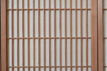 ヴィンテージ建具　昭和中期　蜀江文様の組子がアクセントを添える書院戸4枚セット　(R-090706)