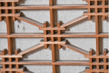 ヴィンテージ建具　昭和中期　蜀江文様の組子がアクセントを添える書院戸4枚セット　(R-090706)