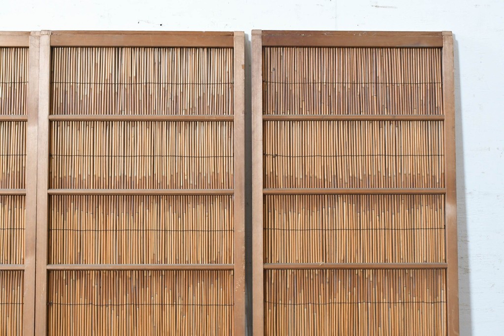 ヴィンテージ建具　昭和中期　素朴な風合いを楽しめる幅狭の夏戸4枚セット　(R-090708)