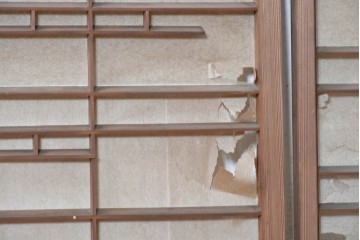 ヴィンテージ建具　昭和中期　流れる雲のような格子が趣深い障子窓4枚セット　(R-090709)