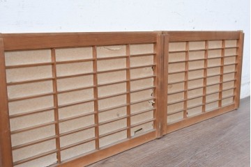 ヴィンテージ建具　昭和中期　格子が規則正しく並ぶシンプルな障子窓2枚セット　(R-090710)