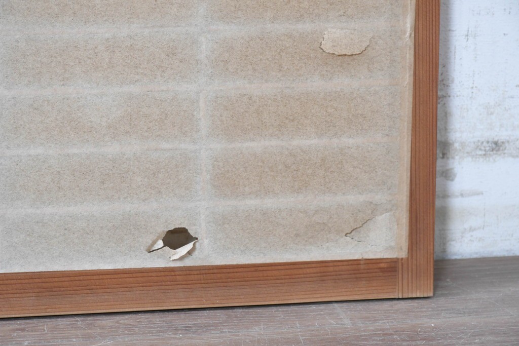 ヴィンテージ建具　昭和中期　格子が規則正しく並ぶシンプルな障子窓2枚セット　(R-090710)