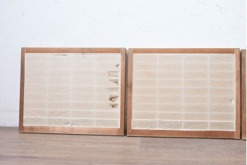 ヴィンテージ建具　昭和中期　格子が規則正しく並ぶシンプルな障子窓4枚セット　(R-090711)