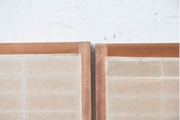 ヴィンテージ建具　昭和中期　格子が規則正しく並ぶシンプルな障子窓4枚セット　(R-090711)