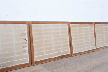 ヴィンテージ建具　昭和中期　格子が規則正しく並ぶシンプルな障子窓4枚セット　(R-090711)