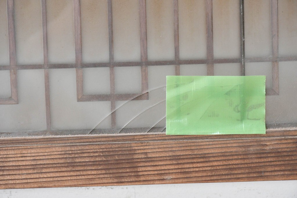 ヴィンテージ建具　昭和中期　片面ガラス　幾何学的な組子意匠が印象的な明かり取り1枚　(R-090713)