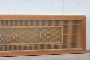 ヴィンテージ建具　昭和後期　細身の桟で多彩な幾何学模様を表した欄間2枚セット　(R-090715)
