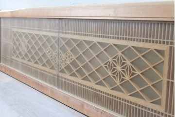 ヴィンテージ建具　昭和後期　細身の桟で多彩な幾何学模様を表した欄間2枚セット　(R-090715)