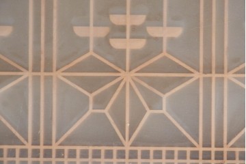 ヴィンテージ建具　昭和後期　両面ガラス　桐麻文様の組子が美しく連なる欄間2枚セット　(R-090716)