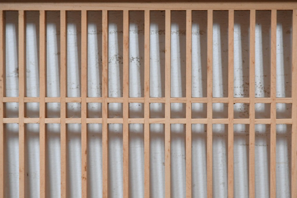 ヴィンテージ建具　昭和後期　両面ガラス　桐麻文様の組子が美しく連なる欄間2枚セット　(R-090716)