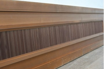 ヴィンテージ建具　昭和中期　細かな縦格子と木目が端正な欄間2枚セット　(R-090717)