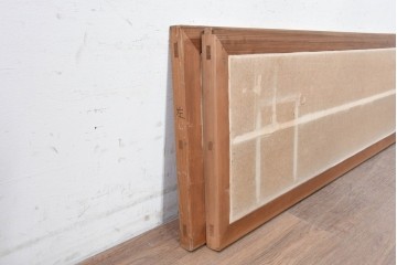 ヴィンテージ建具　昭和中期　黒い直線意匠と細かな縦格子を組み合わせた和モダンな欄間2枚セット　(R-090718)