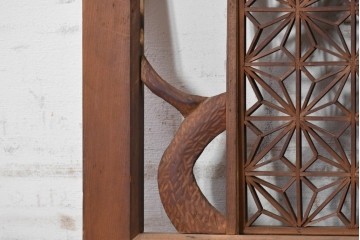 ヴィンテージ建具　昭和中期　最高級品　両脇に梅と松の彫刻を配した組子欄間2枚セット　(R-090722)