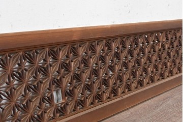 ヴィンテージ建具　昭和中期　最高級品　両脇に梅と松の彫刻を配した組子欄間2枚セット　(R-090722)