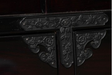中古　美品　空間に圧倒的な和の存在感を与えるサイドボード　(R-090732)