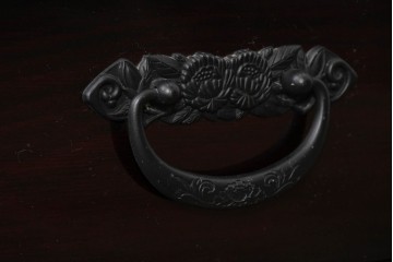 中古　美品　空間に圧倒的な和の存在感を与えるサイドボード　(R-090732)