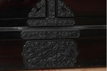 中古　美品　空間に圧倒的な和の存在感を与えるサイドボード　(R-090732)