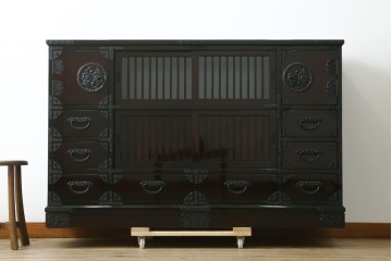 中古　美品　空間に圧倒的な和の存在感を与えるサイドボード　(R-090732)