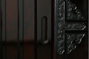 中古　美品　空間に圧倒的な和の存在感を与えるサイドボード　(R-090732)