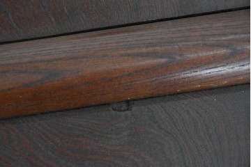 中古　美品　欅(ケヤキ)材　金具の意匠と重厚な木目が趣深い正方形火鉢　(R-090733)