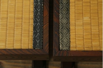 中古　駿河民芸　和の空間に馴染む畳座面のスツール4脚セット　(R-090734)