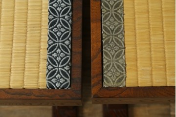 中古　駿河民芸　和の空間に馴染む畳座面のスツール4脚セット　(R-090734)