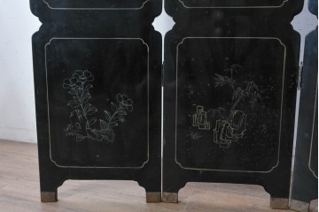 アジアンヴィンテージ　中国美術屏風　花瓶図・花鳥図　華やかな色彩と立体感が楽しめる玉石象嵌衝立　(R-090736)